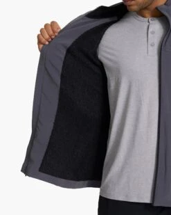 Palomar Insulated Jacket | Charcoal -Men's Apparel Shop 0025 V549CCL FA22 M ECOMM DETAIL 4157