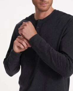 Austin Henley | Charcoal Heather -Men's Apparel Shop V175HCC FA22 M ECOMM TOP 2990