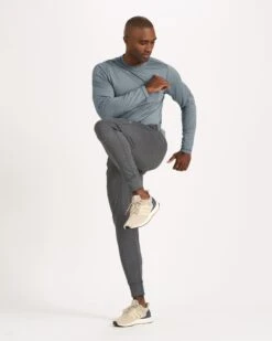 Long Sleeve Tradewind Performance Tee | Cloud Heather -Men's Apparel Shop V177HCL 3