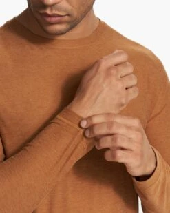 Long Sleeve Strato Tech Tee | Autumn Heather 13 Long Sleeve Strato Tech Tee | Autumn Heather -Men's Apparel Shop V178HAU FA23 M ECOMM TOPS DETAIL 7