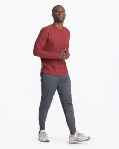 Long-Sleeve Strato Tech Tee | Currant Heather -Men's Apparel Shop V178HUT 00520