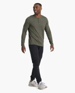 Long-Sleeve Ease Performance Henley | Oregano Heather -Men's Apparel Shop V194HOR 02944