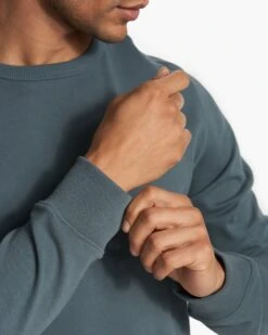 Belleview Crew | Lake -Men's Apparel Shop V280LAK FA23 M ECOMM fleece DETAIL 5