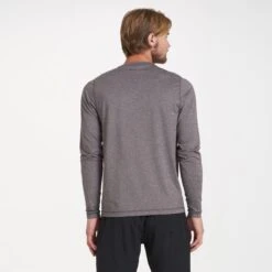 Long-Sleeve Tradewind Performance Tee | Quartz Heather -Men's Apparel Shop V302BLK 1280