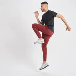 Sunday Performance Jogger | Amber -Men's Apparel Shop V416AMB 5 update