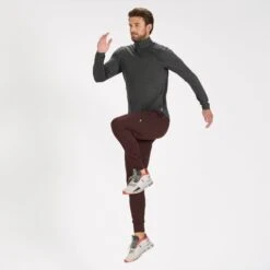 Sunday Performance Jogger | Oxblood -Men's Apparel Shop V416OXB 5 164e68ba e021 43cd a96a 28cbeae3a218