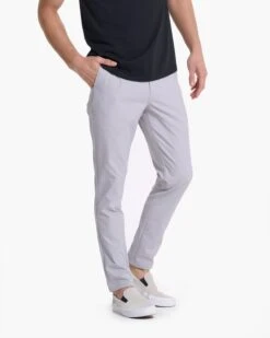 Cascade Tech Chino Pant | Fog 11 Cascade Tech Chino Pant | Fog -Men's Apparel Shop V427FOG FA22 M ECOMM BOTTOM 3800