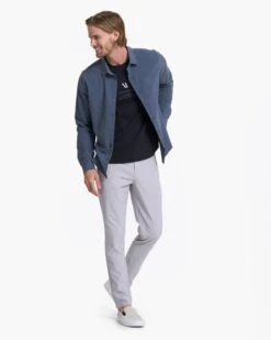 Cascade Tech Chino Pant | Fog 13 Cascade Tech Chino Pant | Fog -Men's Apparel Shop V427FOG FA22 M ECOMM FULL 3763