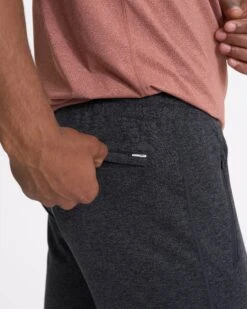 Ponto Performance Jogger | Charcoal Heather -Men's Apparel Shop V438HCC FA22 M ECOMM PANTS DETAIL 07103 4X5 c52bb980 0a90 45d0 82b8 793241fc497d