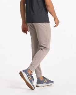 Ponto Performance Jogger | Walnut Heather 12 Ponto Performance Jogger | Walnut Heather -Men's Apparel Shop V438HWA SP23 M ECOMM PANTS BOTTOM 4593 1x1 45ab21ea 73b1 4222 b102 824a9ce6cd3a