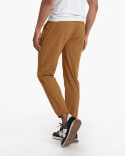 Fleet Jogger | Caramel -Men's Apparel Shop V444CAR SP23 M ECOMM PANTS BOTTOM 2867 1X1 c40fbf56 bd58 4d70 b60e 1aec90f77475
