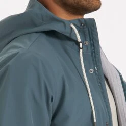 Palisades Rain Jacket | Beryl -Men's Apparel Shop V525BER 6 104ef3ab 4a5a 4bcd 8871 87506f452ba8